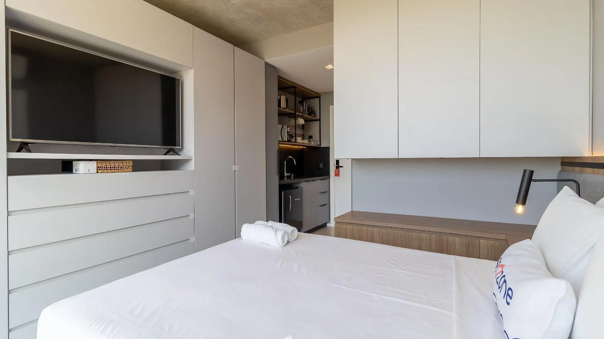 Apartamento Spot Jurere Sofisticacao A Beira Mar - Spj'S Florianópolis